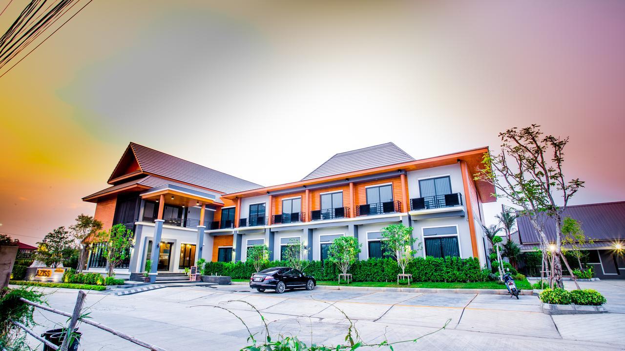 Aziss Boutique Hotel - Sha Plus Phitsanulok Exterior photo