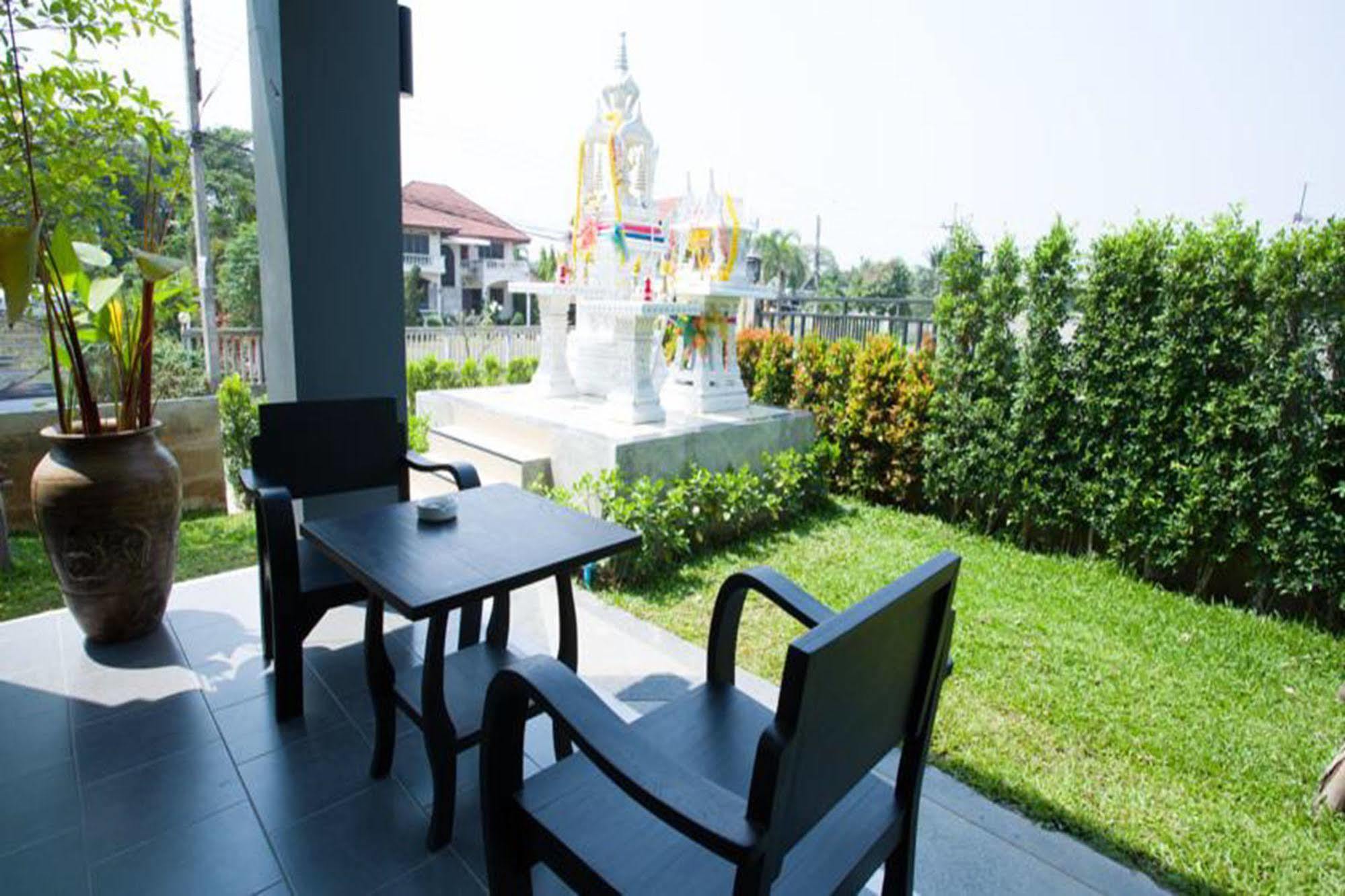 Aziss Boutique Hotel - Sha Plus Phitsanulok Exterior photo