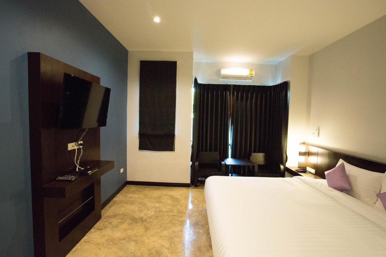 Aziss Boutique Hotel - Sha Plus Phitsanulok Exterior photo